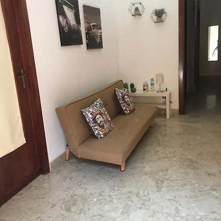 Comodo Mini Casa de Férias Cinisi