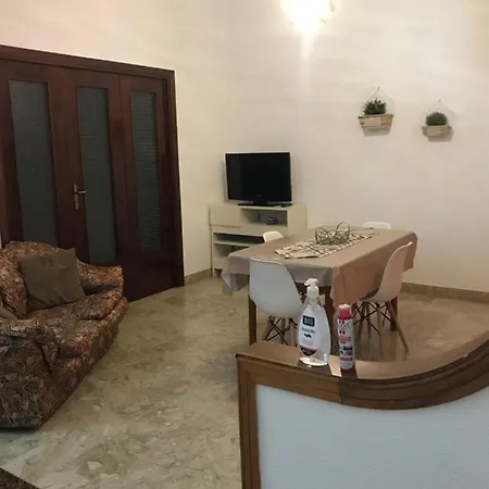 Hébergement de vacances Comodo Mini Cinisi